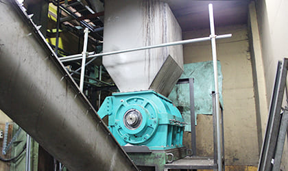 ペットボトル破砕・洗浄